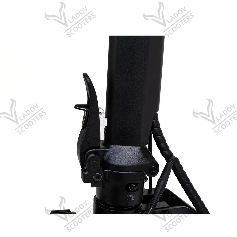 Електрически скутер KUGOO Kirin G2 Pro NEW– 600W мощност, максимална скорост 45 км/ч, пробег до 55 км