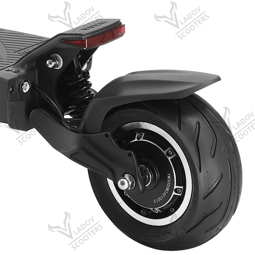 Електрически скутер YUME Hawk Pro Wide 60V 27Ah – максимална скорост 80 км/ч, пробег до 90 км, 6000W мощност