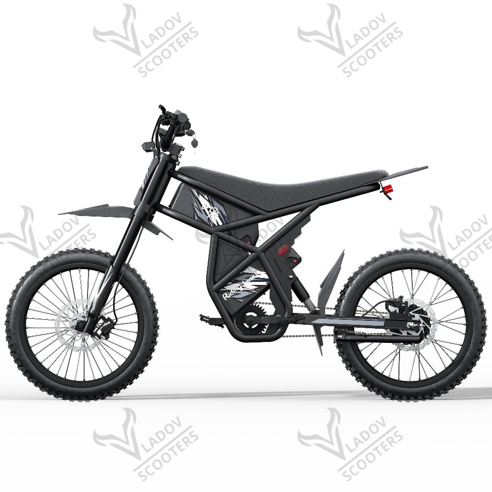 Riding Times GT73 3.0 – страничен изглед отдясно с предно хидравлично окачване