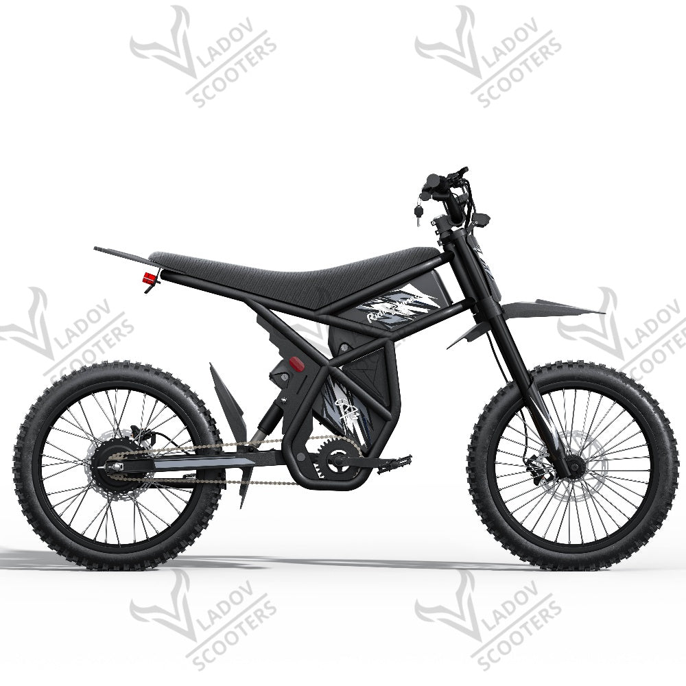 Riding Times GT73 3.0 – страничен изглед с двете батерии в рамката и гуми 70/100-19