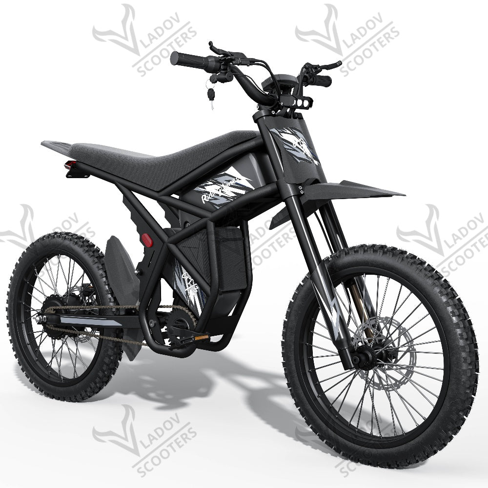 Riding Times GT73 3.0 – изглед отзад-отляво с дълга седалка и калници